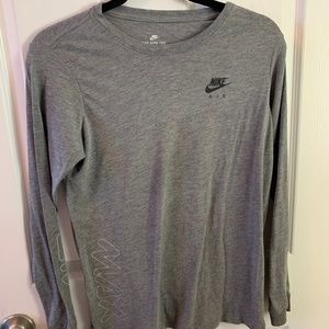 Nike Boys Size Large Tee